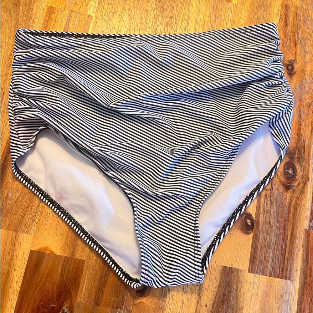 High waisted bikini bottom